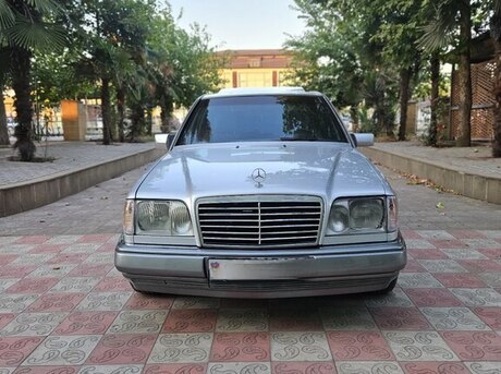 Mercedes 250 D
