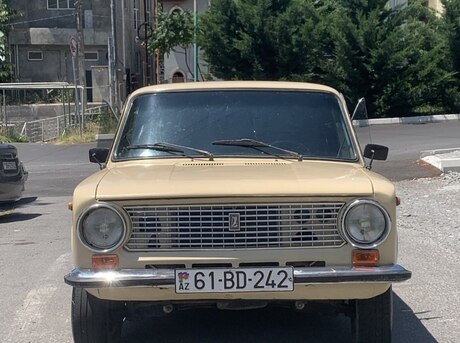 LADA (VAZ) 21011