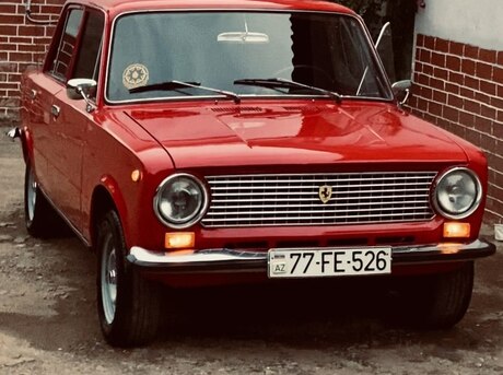 LADA (VAZ) 21011