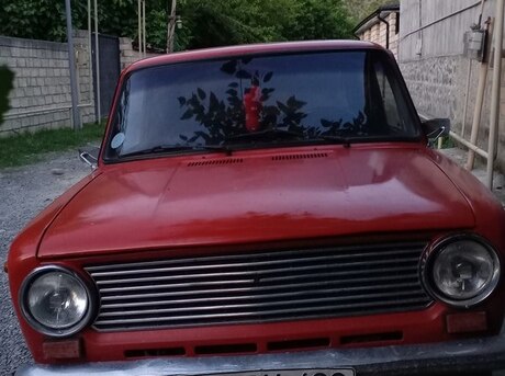 LADA (VAZ) 21011