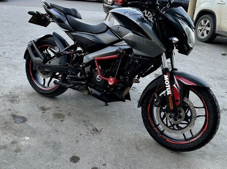 Bajaj Pulsar NS 200