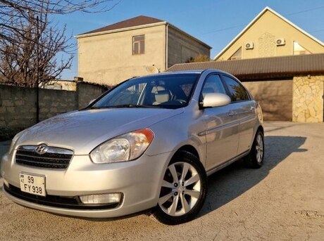 Hyundai Accent