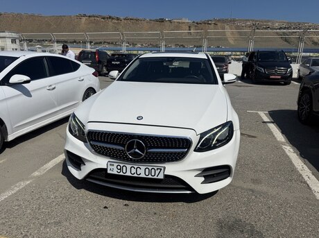 Mercedes E 300 4MATIC