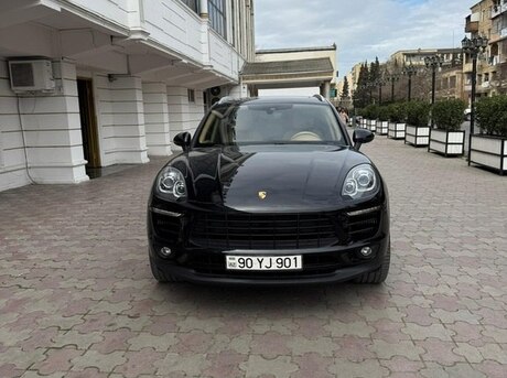 Porsche Macan S