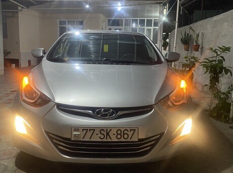 Hyundai Elantra