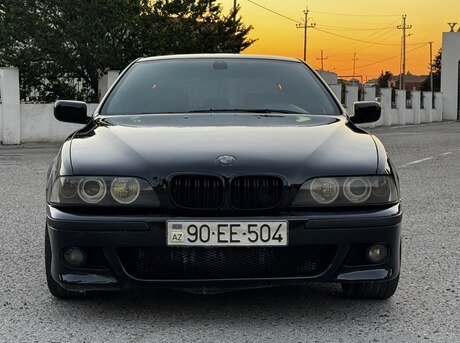 BMW 523