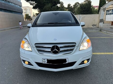 Mercedes B 170