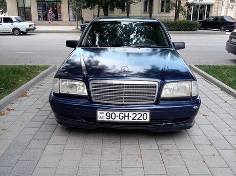 Mercedes C 220