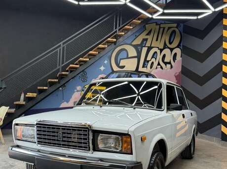 LADA (VAZ) 2107