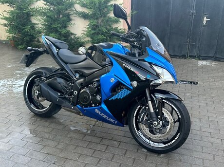 Suzuki GSX-S1000F