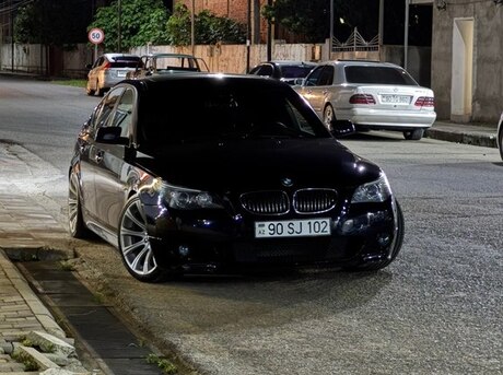 BMW 525