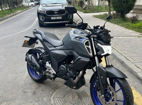 Yamaha FZ-S FI Deluxe