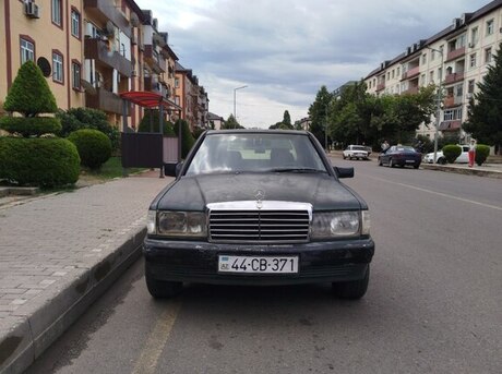 Mercedes 190