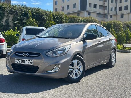 Hyundai Accent