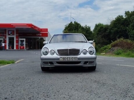 Mercedes E 280