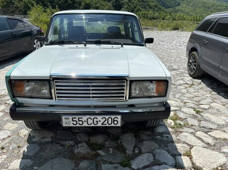 LADA (VAZ) 2107