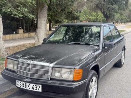 Mercedes 190