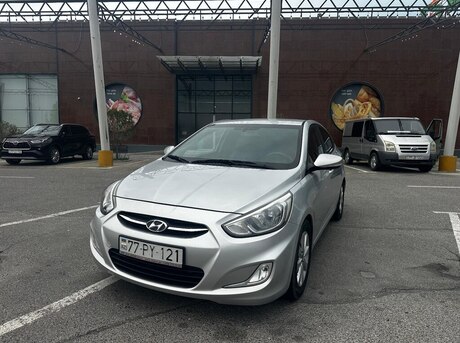 Hyundai Accent