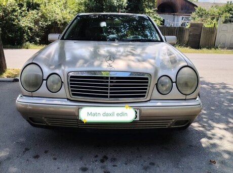 Mercedes E 200