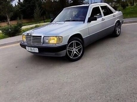 Mercedes 190