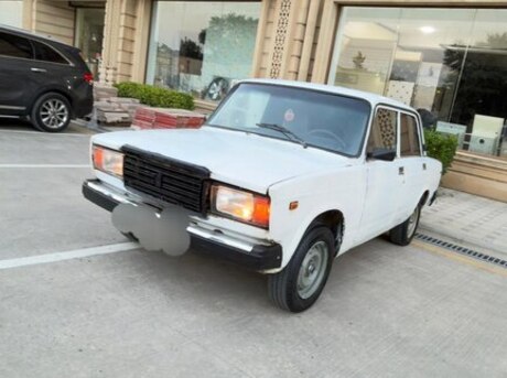 LADA (VAZ) 2107