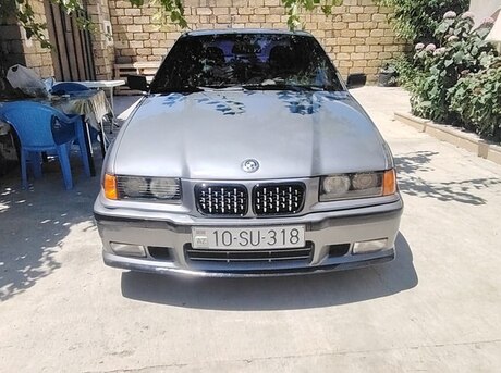 BMW 318