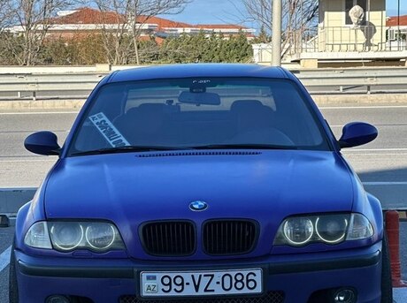 BMW 330