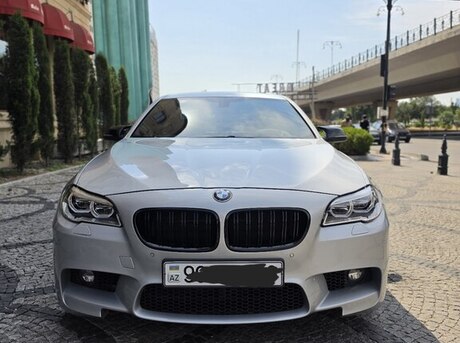 BMW 528