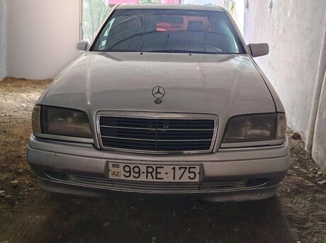 Mercedes C 220