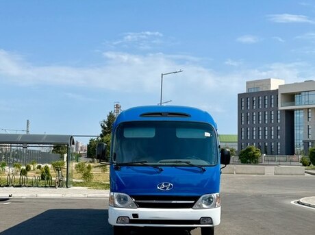 Hyundai County
