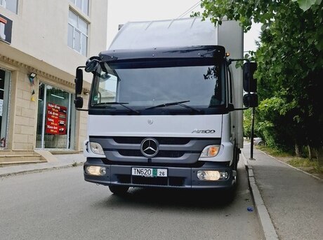 Mercedes Atego 818