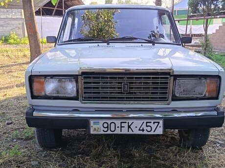 LADA (VAZ) 2107