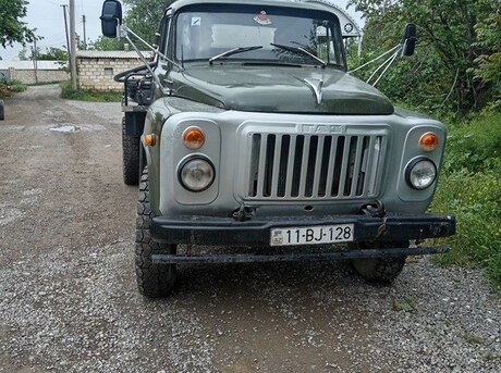 GAZ 53