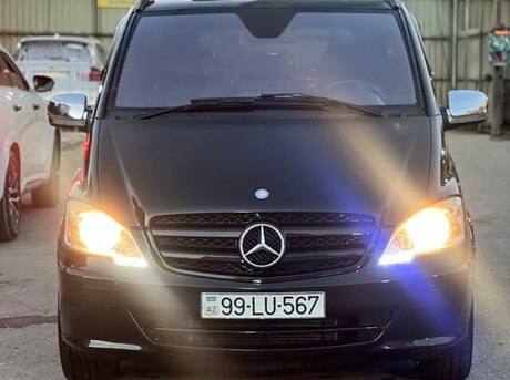 Mercedes Viano