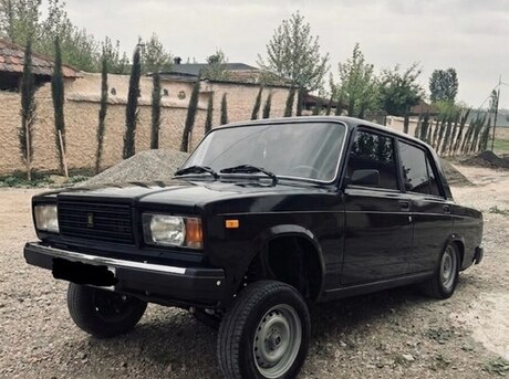LADA (VAZ) 2107