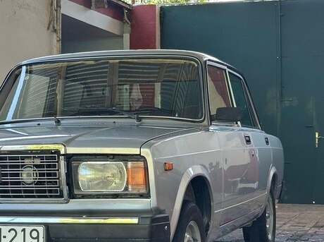 LADA (VAZ) 2107