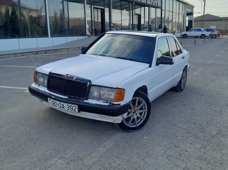 Mercedes 190
