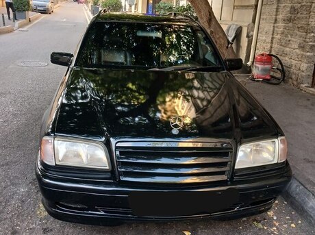 Mercedes C 220