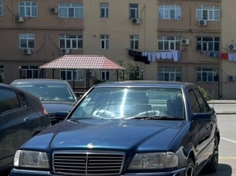 Mercedes C 180