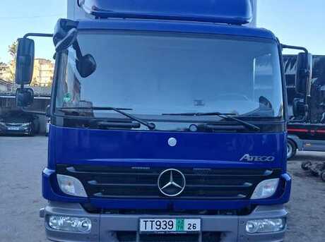 Mercedes Atego 818