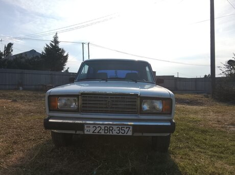 LADA (VAZ) 2107