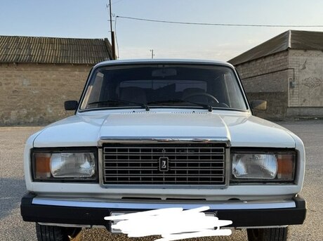 LADA (VAZ) 2107