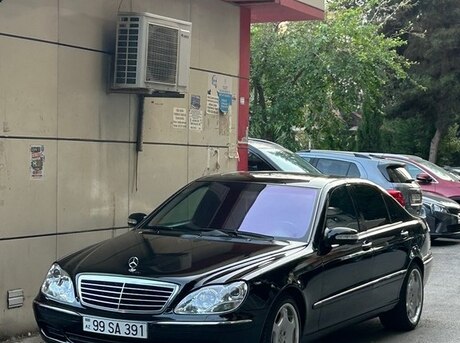 Mercedes S 500