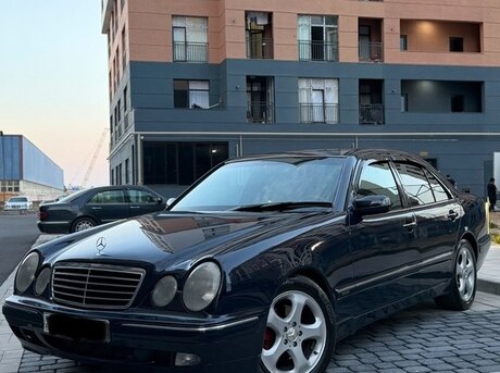Mercedes E 270