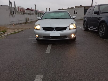 Mitsubishi Galant