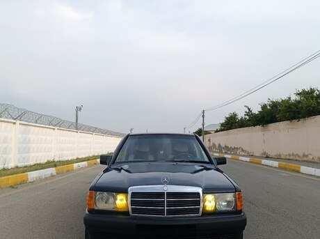 Mercedes 190
