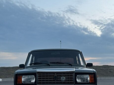 LADA (VAZ) 2107