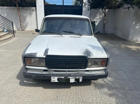 LADA (VAZ) 2107