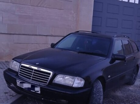 Mercedes C 220