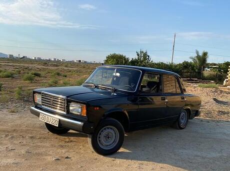 LADA (VAZ) 2107